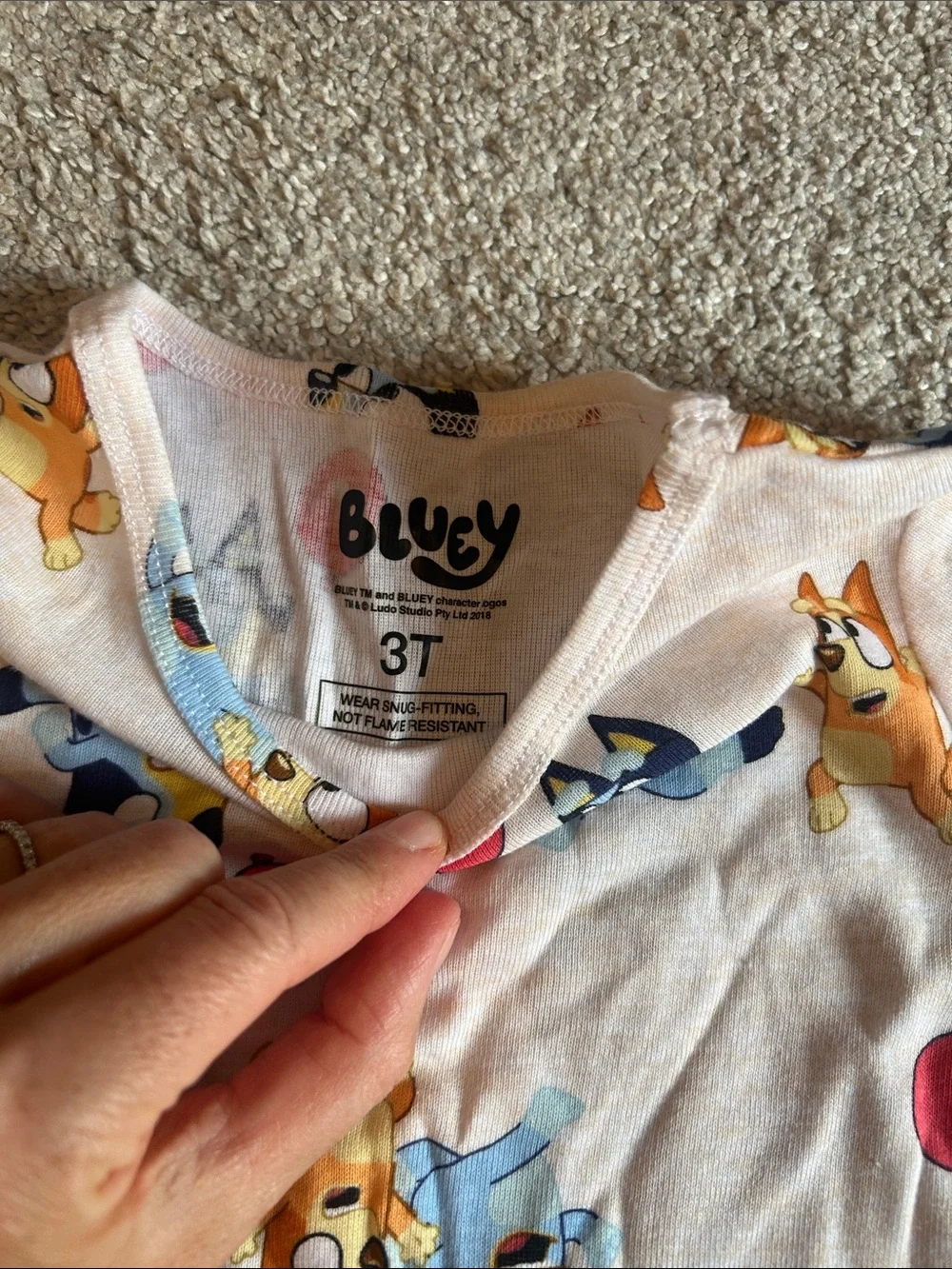 Short-Sleeve Kids Pajama Set with Playful Puppy Print - Light Pink